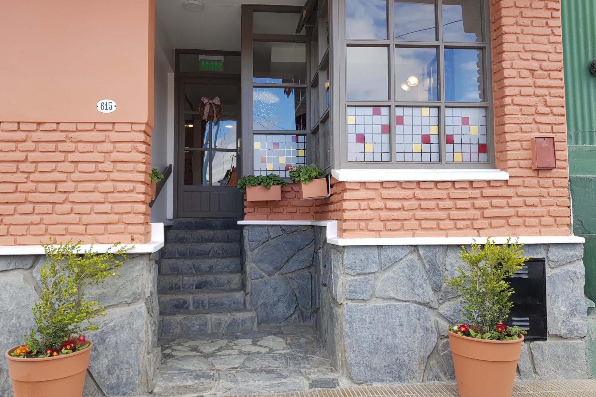 Hostería Hostal Malvinas Ushuaia Exterior foto